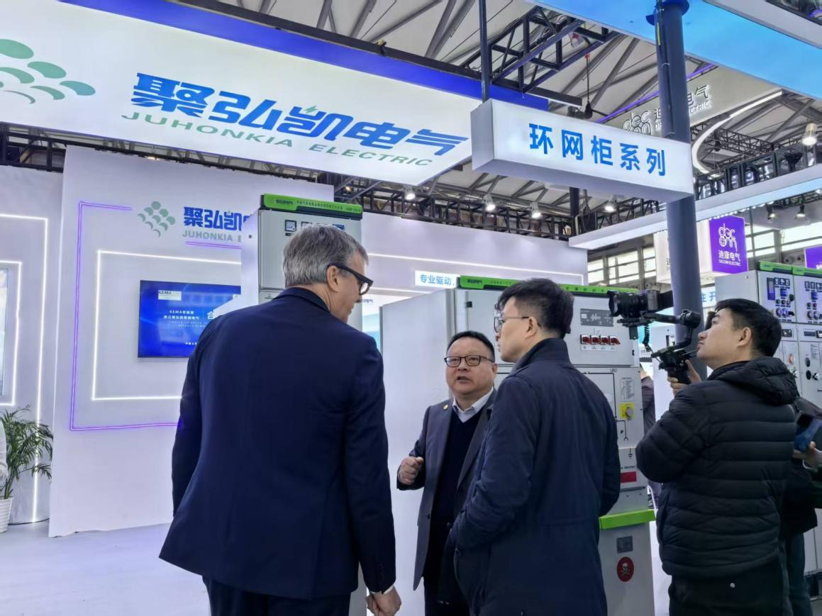 EPչ���Ƽʻ� 77779193���� (�й�)���޹�˾��������˸��